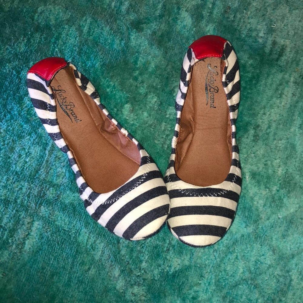 Lucky brand flats